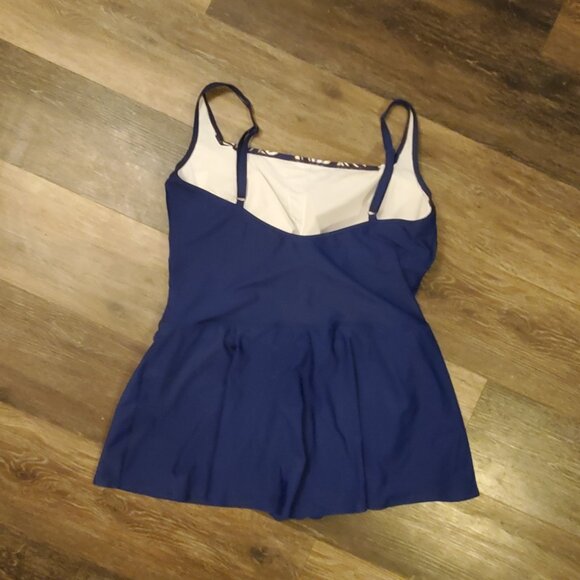 Women's Gabar 1 piece Swimsuit Dress. Size 20. Navy Blue, Excellent Cond! - Picture 3 of 4